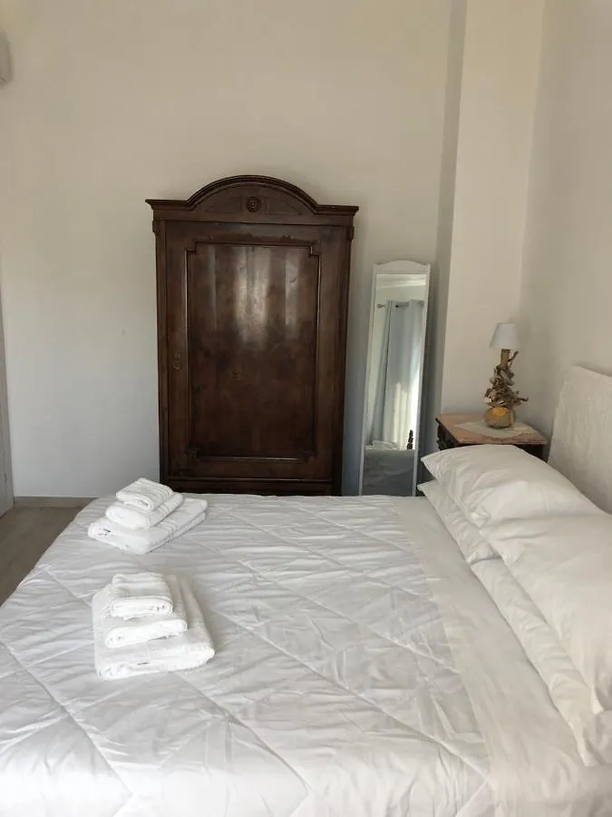 Blumarine Bed and Breakfast Palau